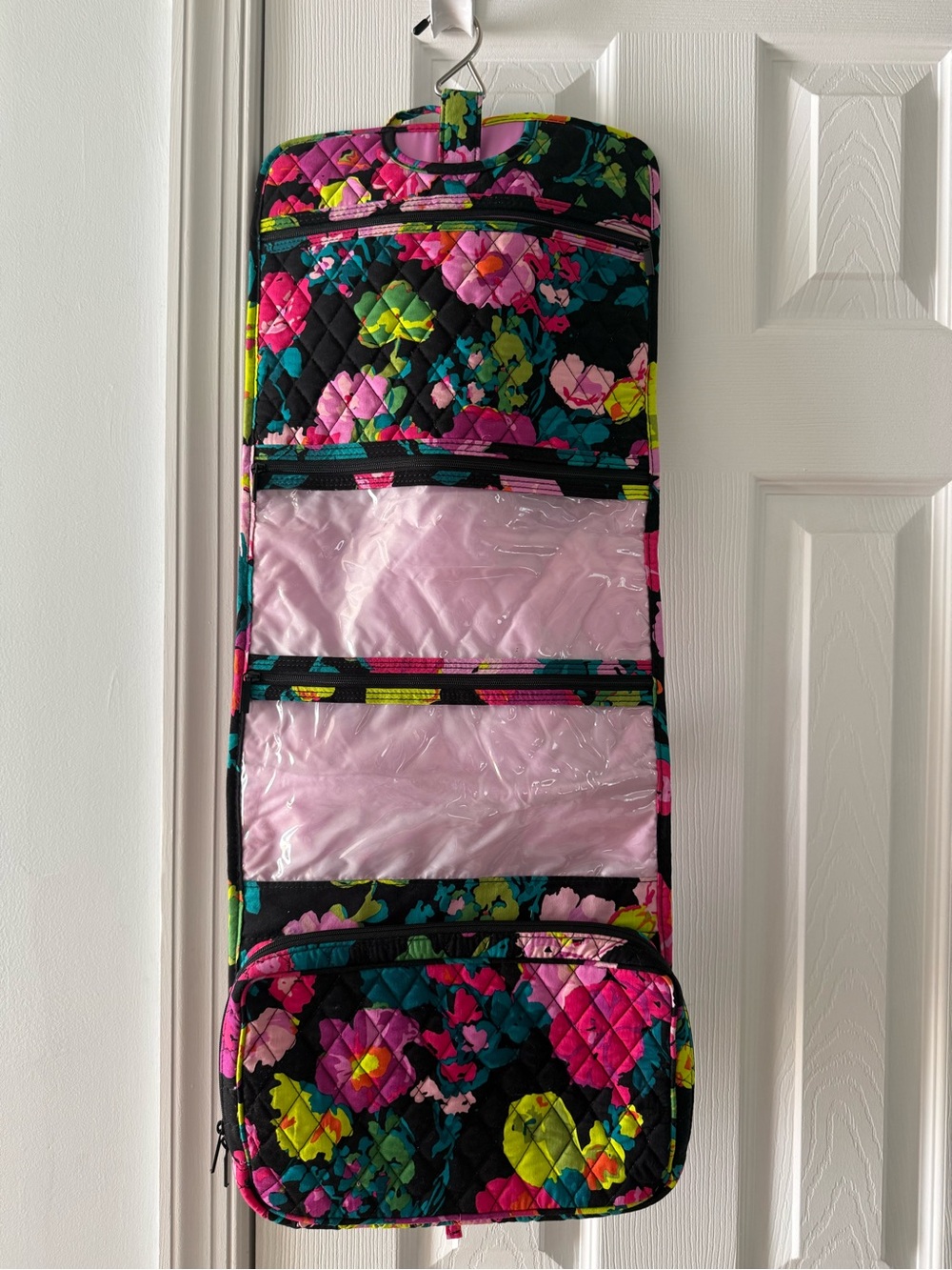 💜Vera Bradley Hilo Meadow Hanging Organizer Vibrant Floral Quilted Cosmetic NEW